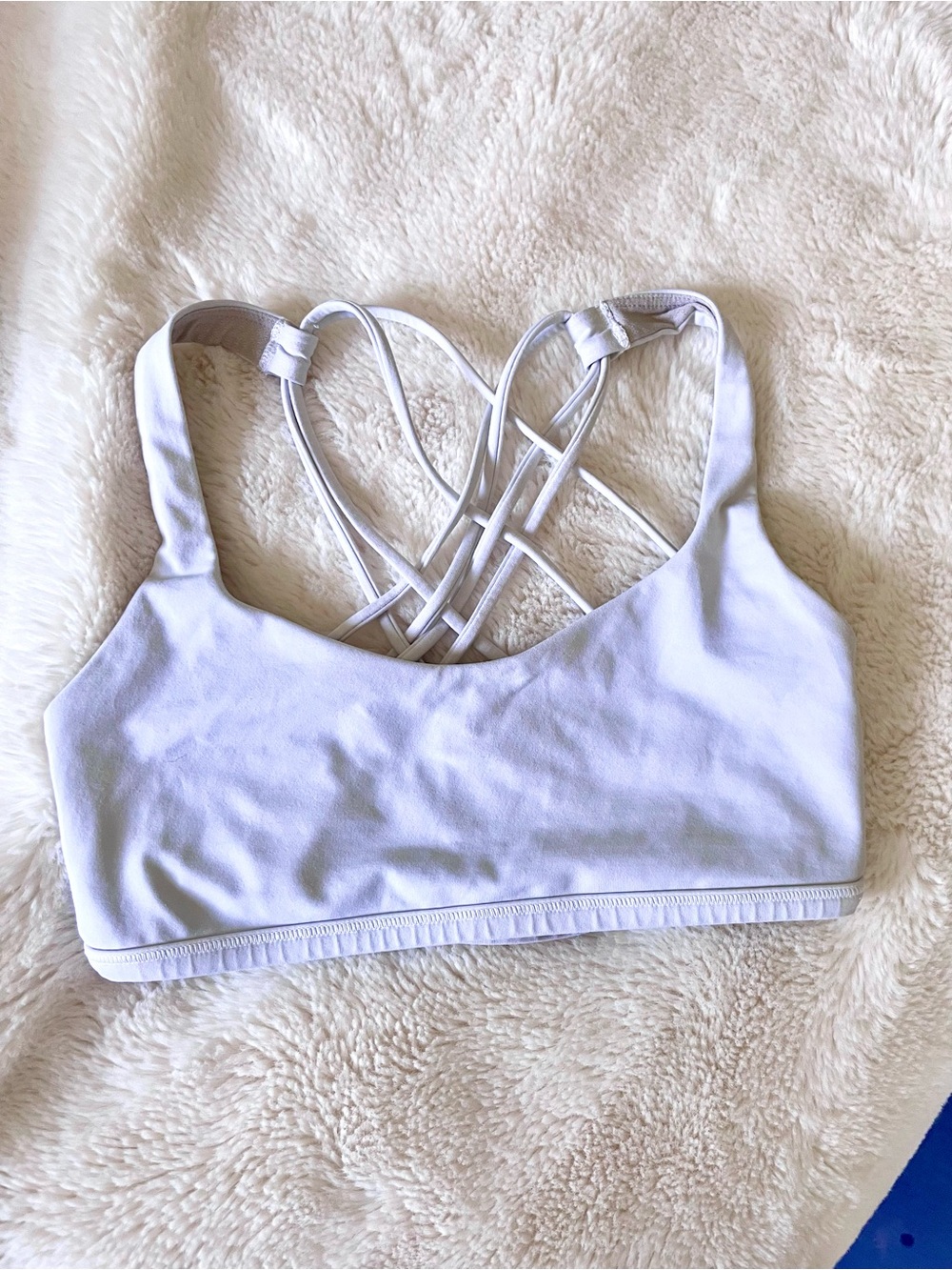 NWOT Lululemon Women’s sports bra size 4